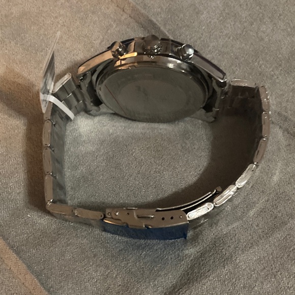 Invicta Montres
Prestige Men's Watch - 46mm, Steel 0098 - Picture 3 of 6